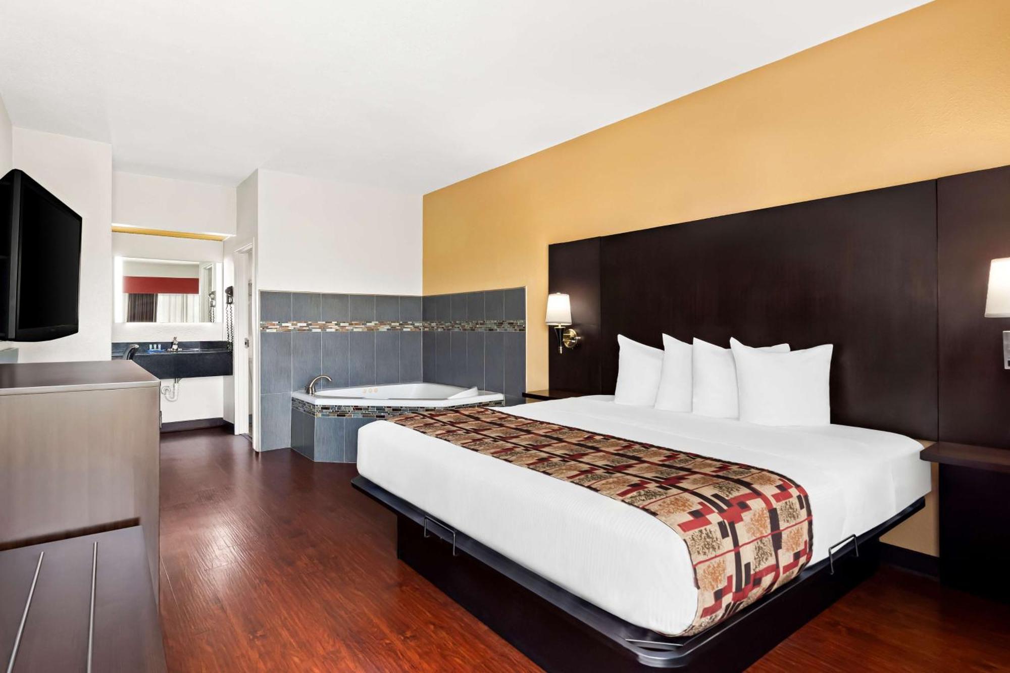 Best Western Lake אוקיצ'ובי מראה חיצוני תמונה