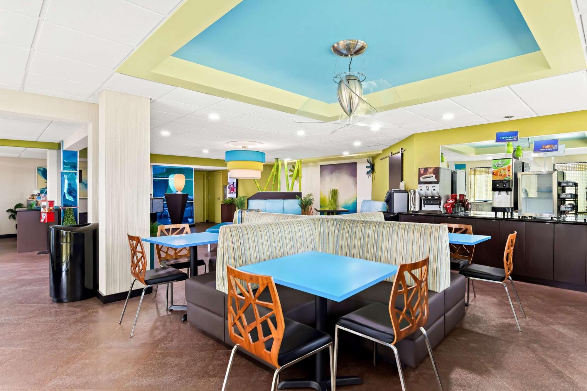 Best Western Lake אוקיצ'ובי מראה חיצוני תמונה